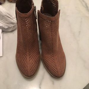 Brown Dv booties size 5